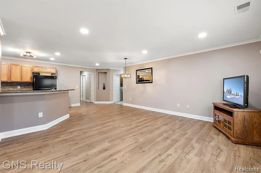 53216 Manchester Avenue Shelby Charter Township, MI 48316