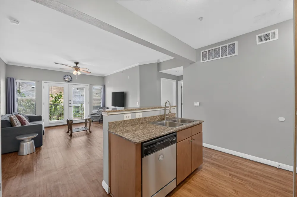 2502 Leon Street #304 Austin, TX 78705