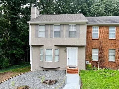 1651 Cedar Bluff Way