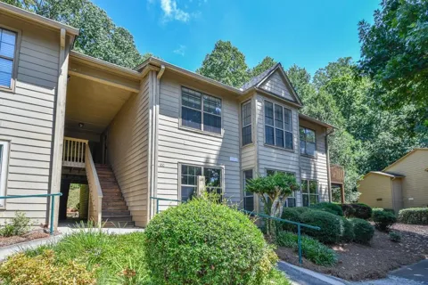 2235 Old Hamilton Place #G100