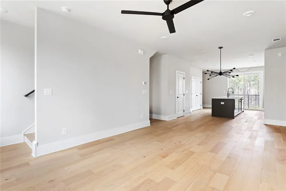 7150 Summit Place Alpharetta, GA 30009