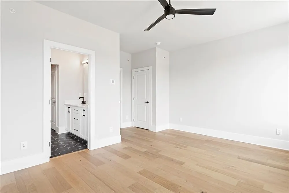 7150 Summit Place Alpharetta, GA 30009