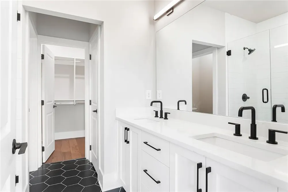 7150 Summit Place Alpharetta, GA 30009
