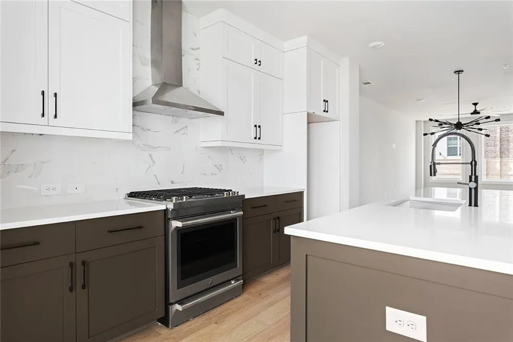 7150 Summit Place Alpharetta, GA 30009