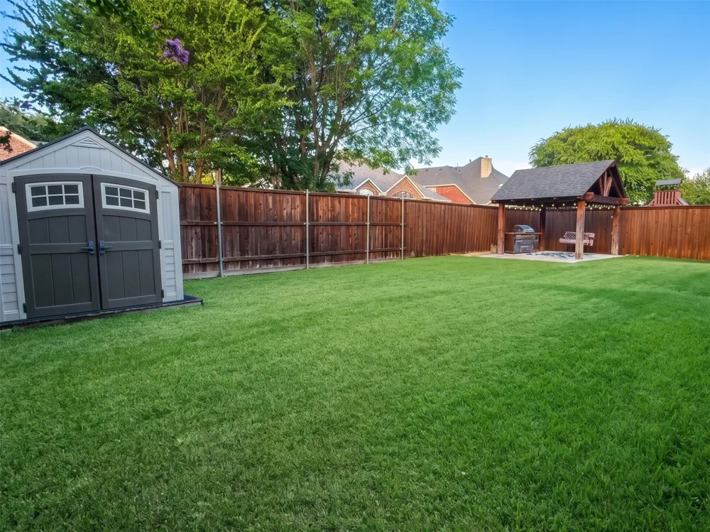 9314 Royal Burgess Drive Rowlett, TX 75089