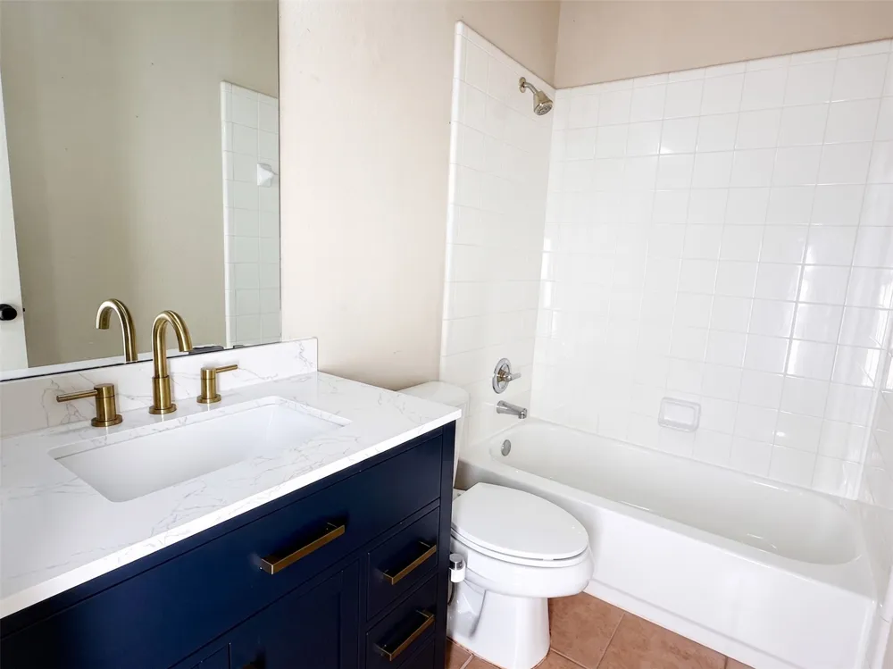 9314 Royal Burgess Drive Rowlett, TX 75089