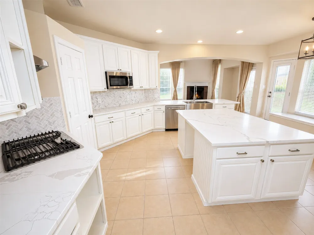 9314 Royal Burgess Drive Rowlett, TX 75089