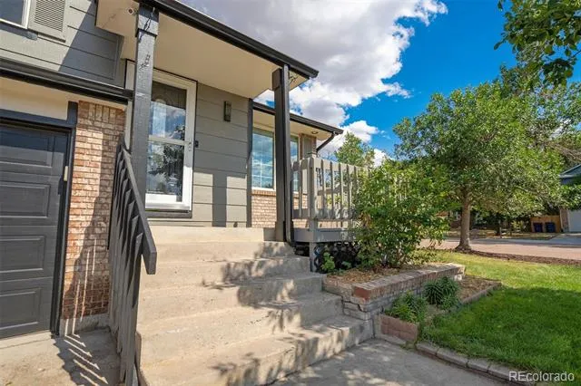 205 Wallace Street Colorado Springs, CO 80911