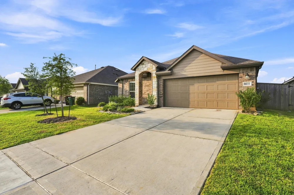 14222 Overbrook Willow Way Rosharon, TX 77583