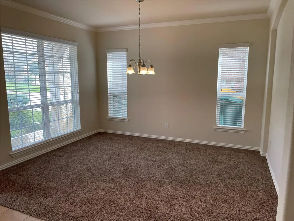 627 Oak Circle Drive E Conroe, TX 77301