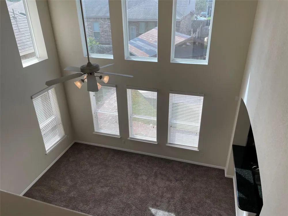 627 Oak Circle Drive E Conroe, TX 77301