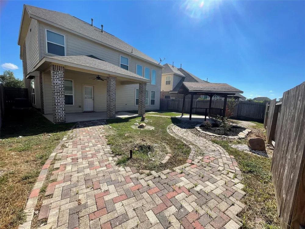 627 Oak Circle Drive E Conroe, TX 77301