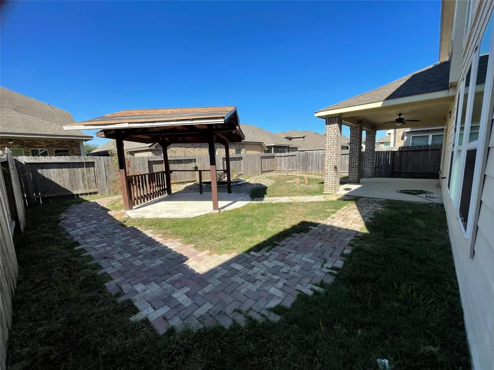 627 Oak Circle Drive E Conroe, TX 77301