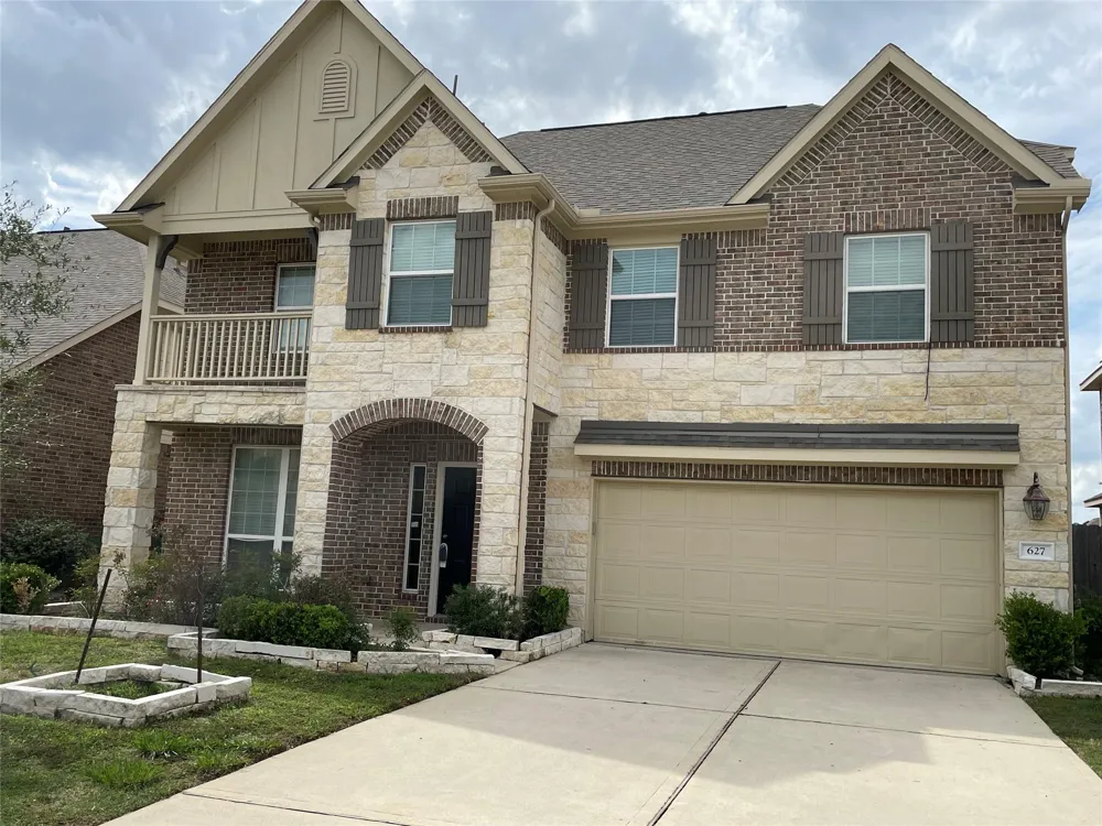 627 Oak Circle Drive E Conroe, TX 77301
