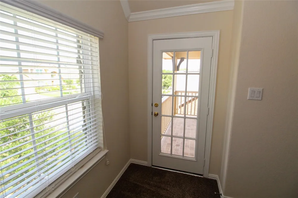 627 Oak Circle Drive E Conroe, TX 77301