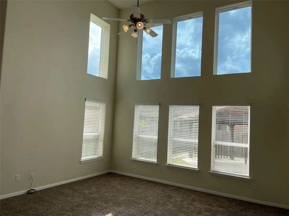 627 Oak Circle Drive E Conroe, TX 77301