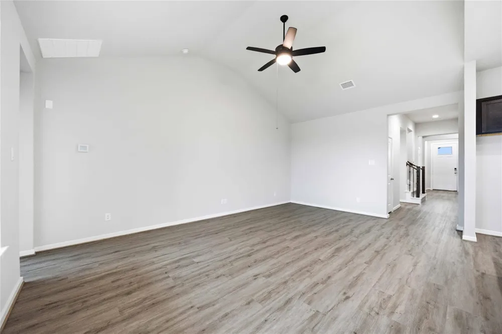 2512 Seneca Lake La Marque, TX 77568