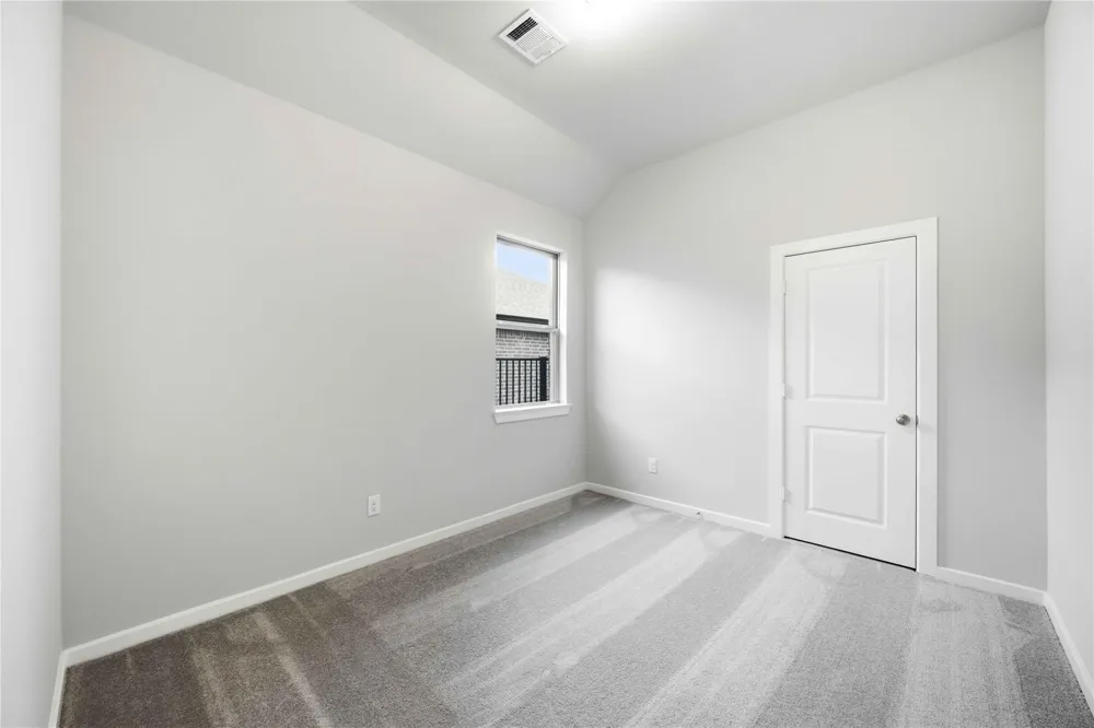 2512 Seneca Lake La Marque, TX 77568