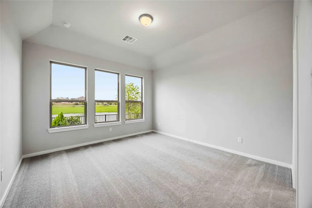 2512 Seneca Lake La Marque, TX 77568