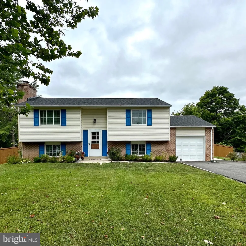 7226 MARR DRIVE Warrenton, VA 20187