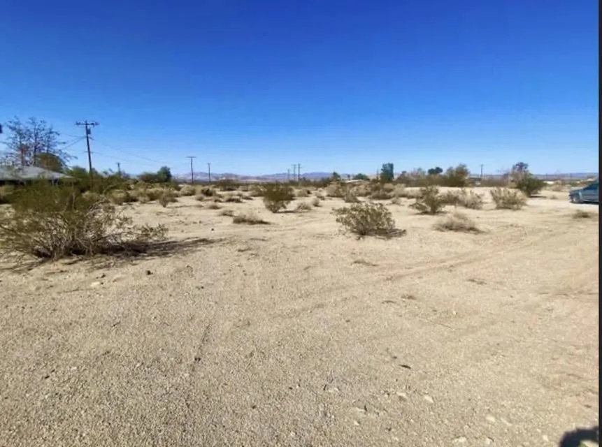 216 Araby Avenue 29 Palms, CA 92277
