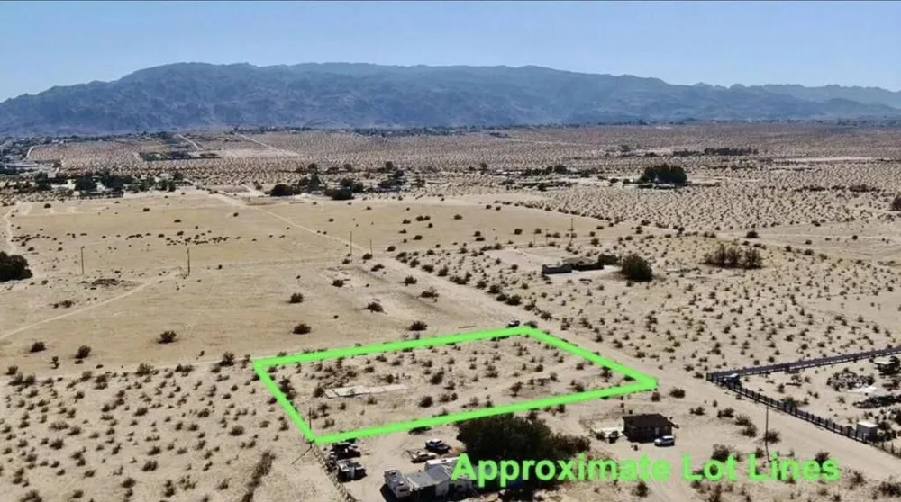 216 Araby Avenue 29 Palms, CA 92277