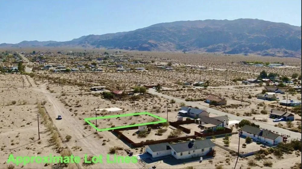 216 Araby Avenue 29 Palms, CA 92277