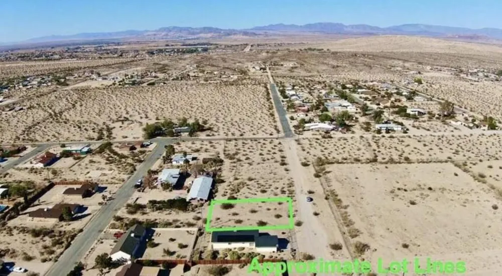 216 Araby Avenue 29 Palms, CA 92277