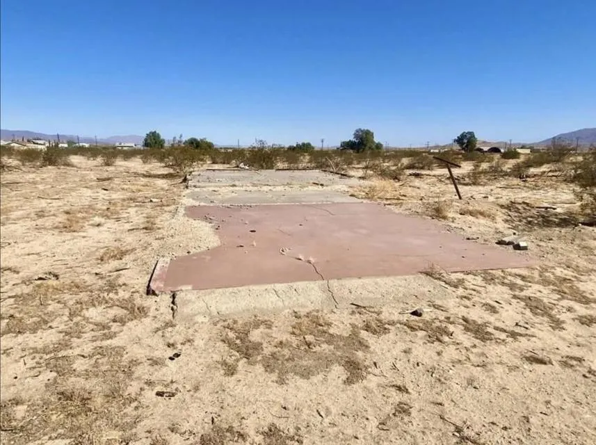 216 Araby Avenue 29 Palms, CA 92277