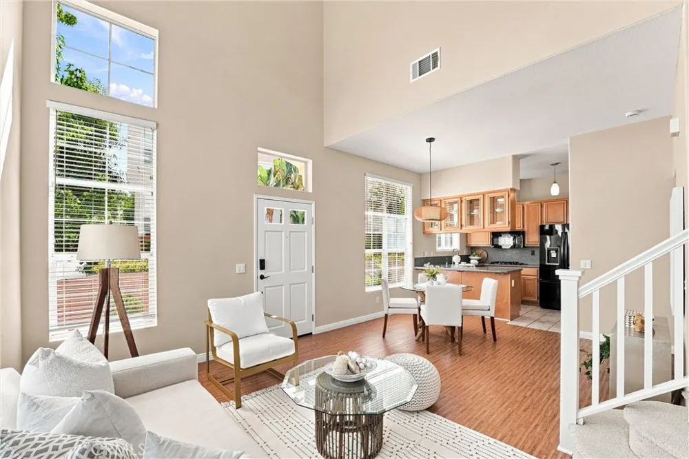 1080 South Rossano Way Anaheim, CA 92808