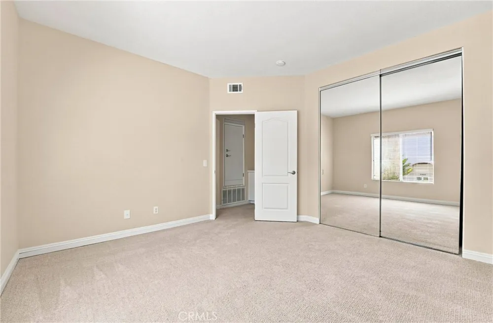 1080 South Rossano Way Anaheim, CA 92808