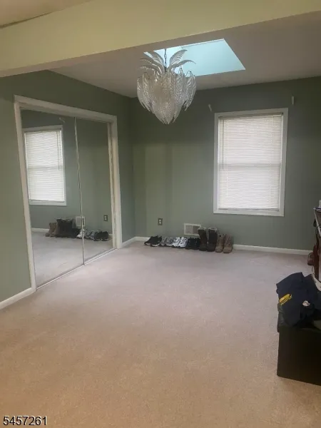 1119 E Blancke St Linden City, NJ 07036