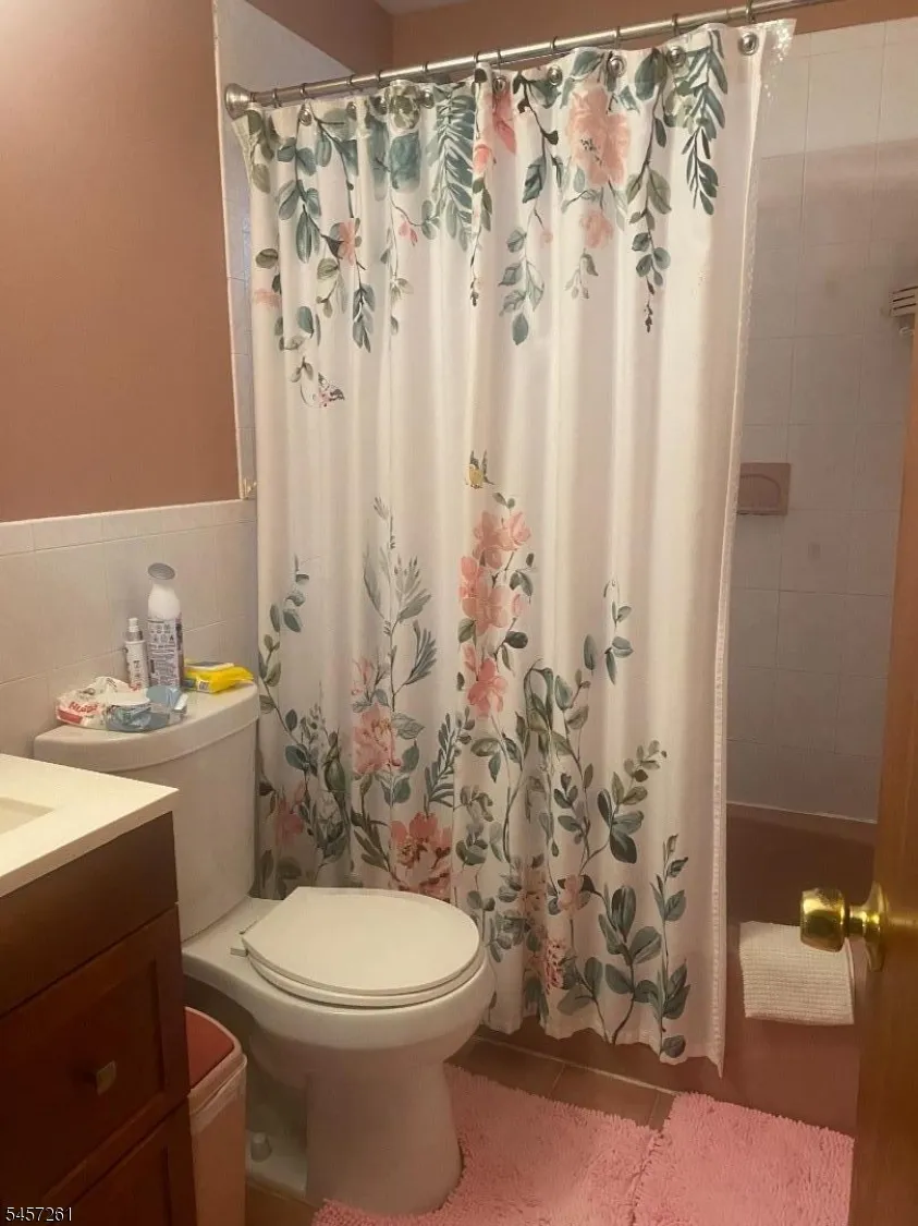 1119 E Blancke St Linden City, NJ 07036