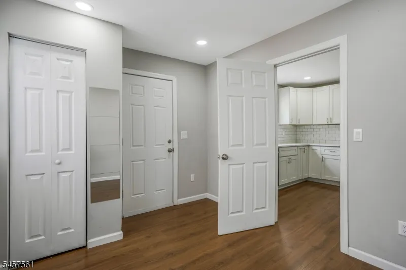 16 Pleasant Ave Belleville, NJ 07109