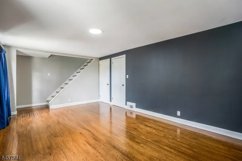 16 Pleasant Ave Belleville, NJ 07109