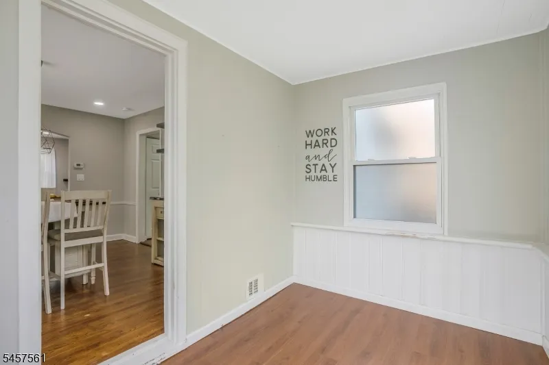 16 Pleasant Ave Belleville, NJ 07109