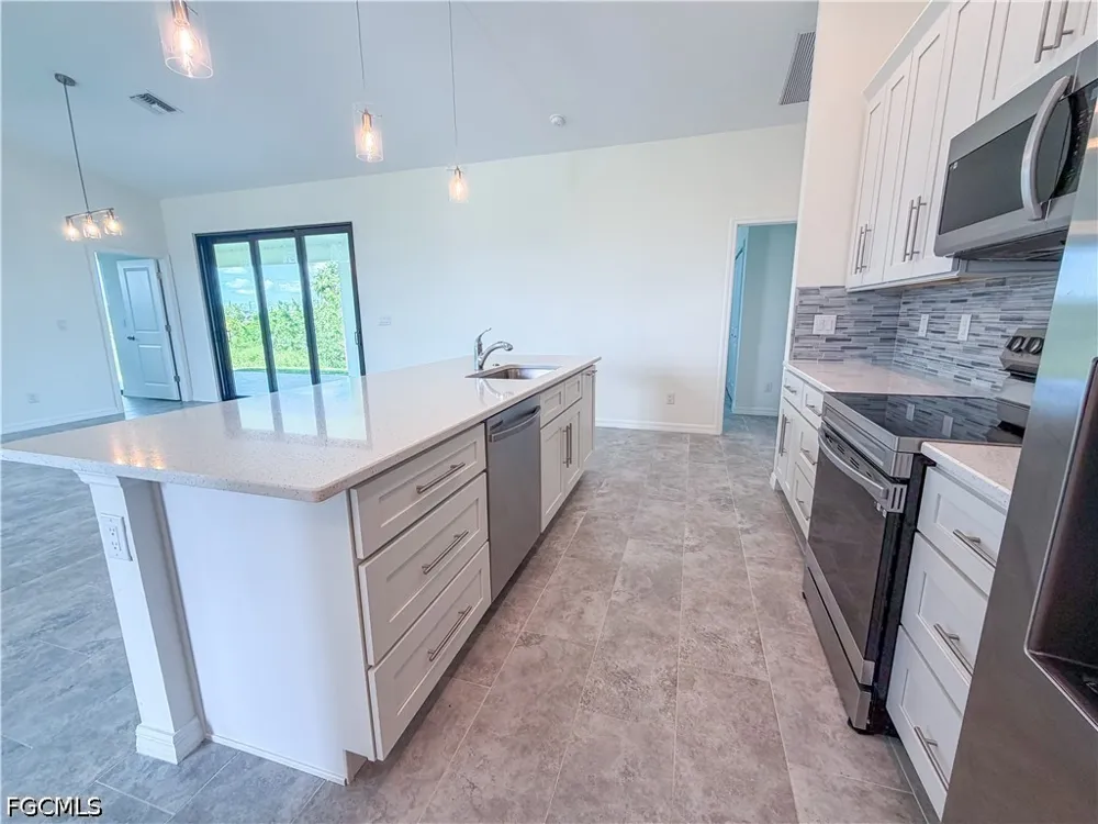 NW 6th Place Cape Coral, FL 33993