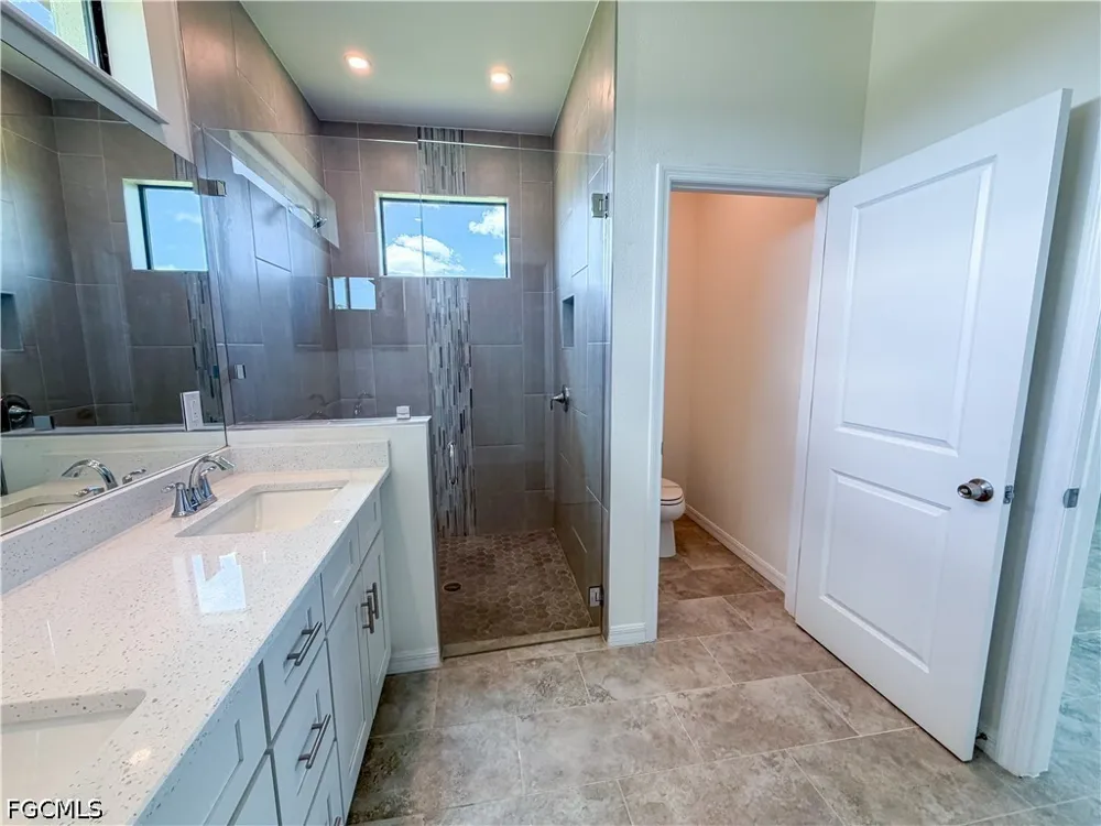 NW 6th Place Cape Coral, FL 33993
