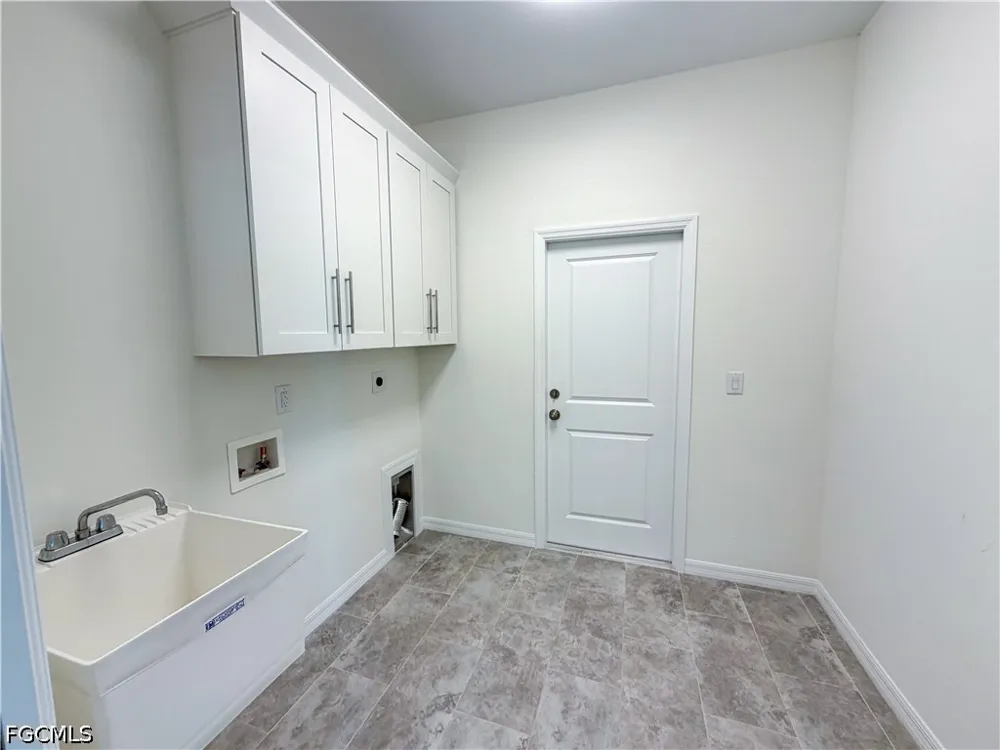 NW 6th Place Cape Coral, FL 33993