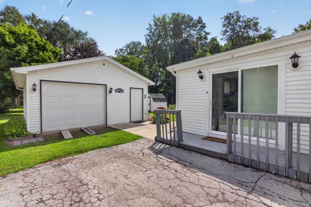 131 Concord Street Concord, MI 49237