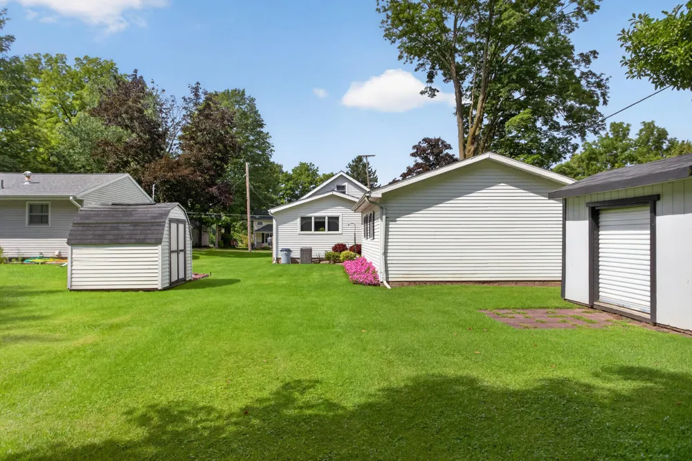 131 Concord Street Concord, MI 49237