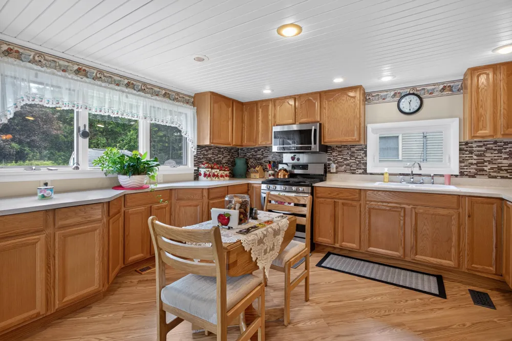 131 Concord Street Concord, MI 49237