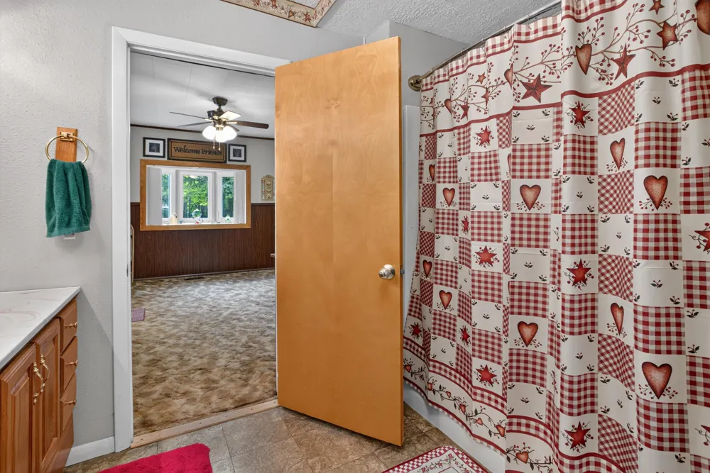 131 Concord Street Concord, MI 49237