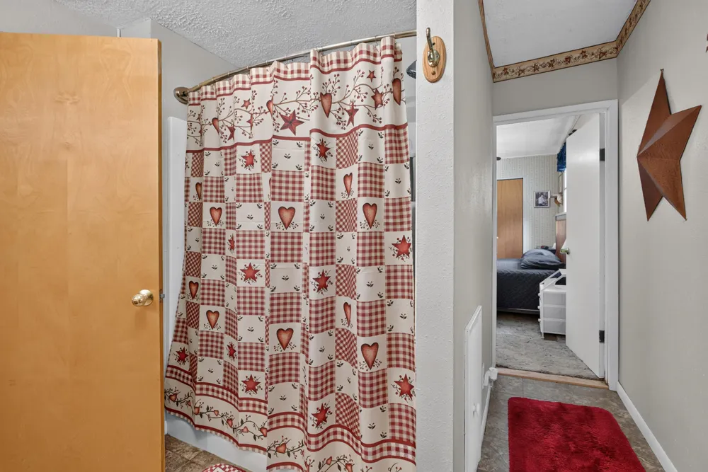131 Concord Street Concord, MI 49237