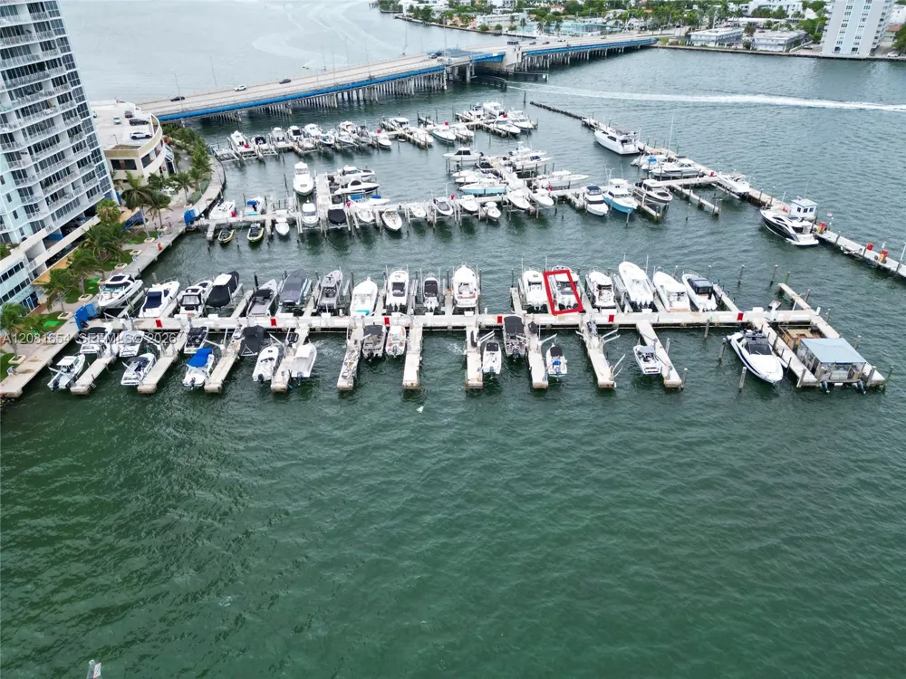 7601 E Treasure Dr North Bay Village, FL 33141