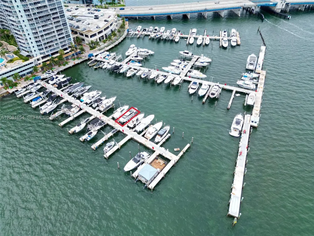 7601 E Treasure Dr North Bay Village, FL 33141