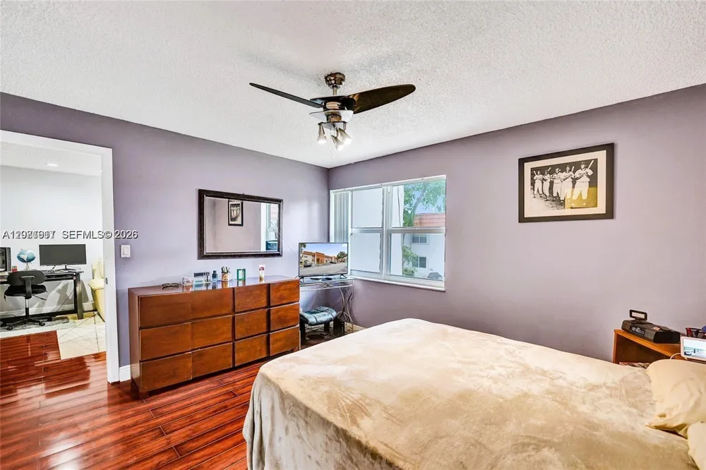 7610 Stirling Rd #207C Davie, FL 33024
