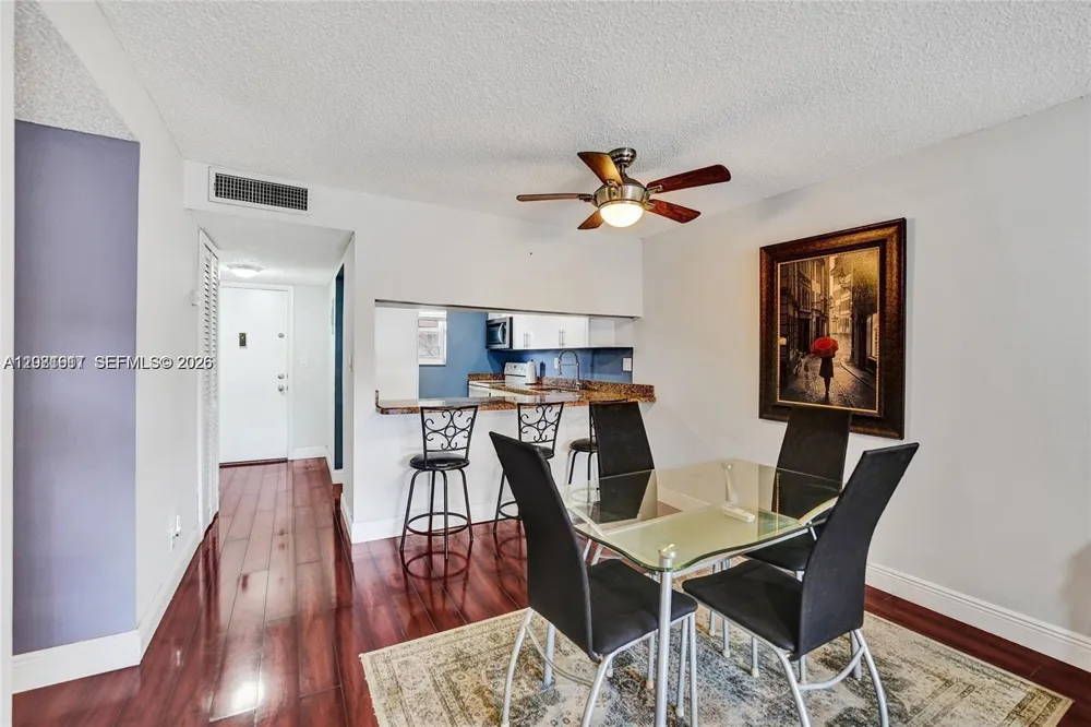 7610 Stirling Rd #207C Davie, FL 33024