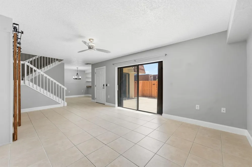 236 Charter Way West Palm Beach, FL 33407