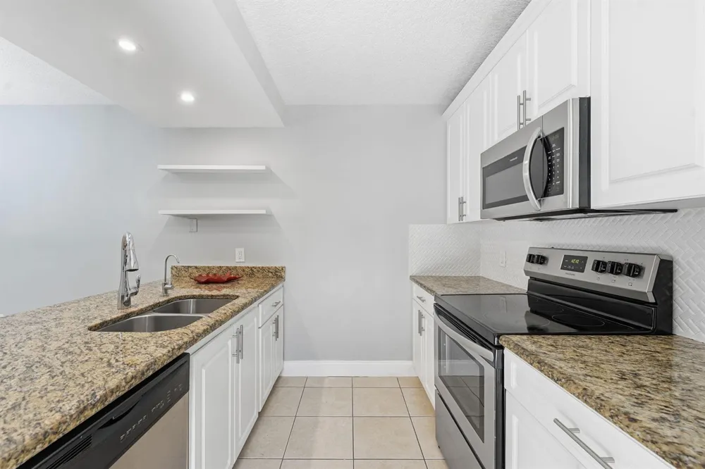 236 Charter Way West Palm Beach, FL 33407